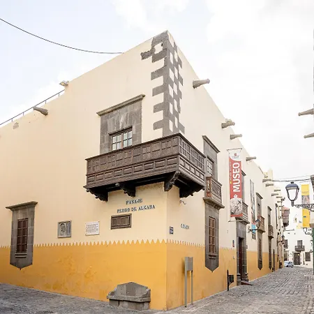 Eva Garcia Naranjo *